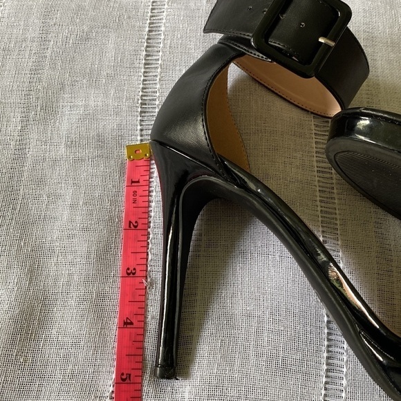 Chinese Laundry black stilettos with ankle strap. - Picture 6 of 13